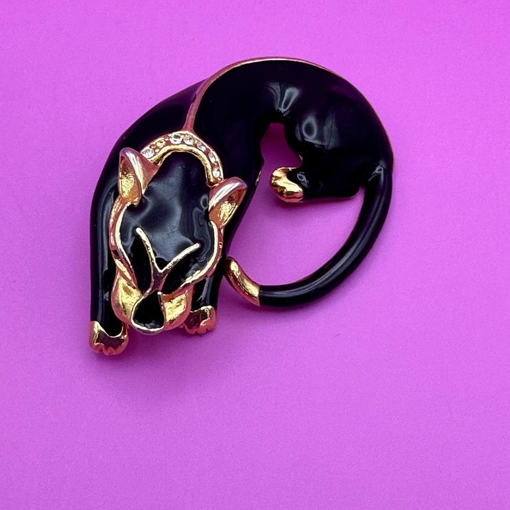 Gerry Black Panther Gold Tone Brooch Enamel Rhinestone Pin - Picture 2 of 12